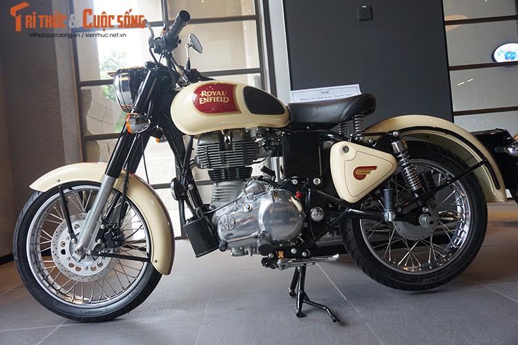 &quot;Soi&quot; dan moto Royal Enfield gia chi hon 100 trieu tai VN-Hinh-6